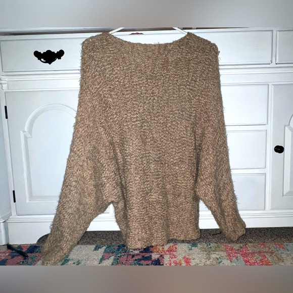 Pink Lily Women’s sweater. Size M. - Picture 2 of 3